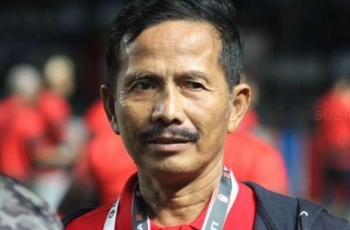 Djadjang Nurdjaman Resmi Jadi Pelatih Baru Persebaya Surabaya