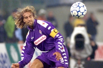 Deretan Pemain yang Punya Keahlian Khusus, Ada Gabriel Batistuta hingga Roberto Carlos