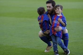 Messi Diminta Buktikan, Maradona Bilang Jangan Dengarkan!