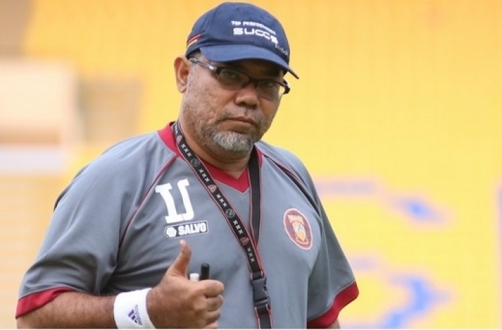 Iwan Setiawan memimpin latihan Borneo FC [PBFC]