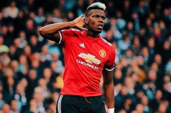 Manchester United Tolak Tawaran Barcelona untuk Datangkan Pogba