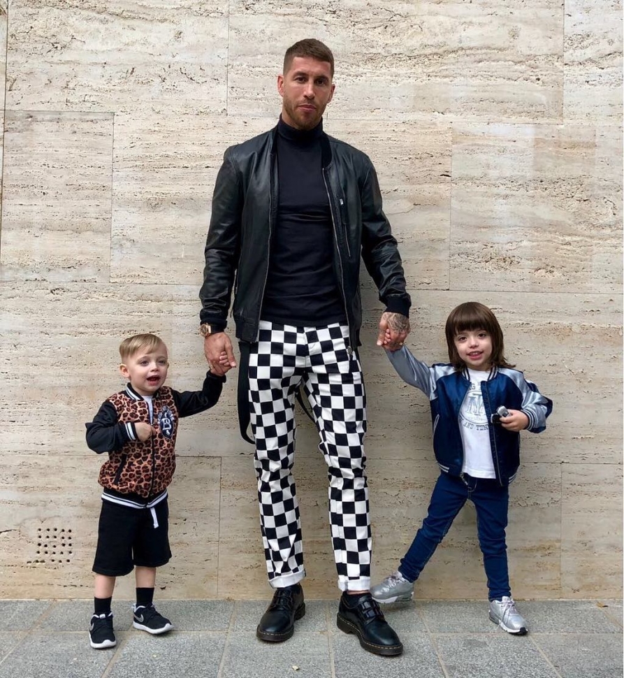 Sergio Ramos bersama anaknya/Instagram