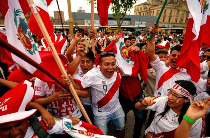 Suporter Peru di Rusia (Sumber: Twitter)