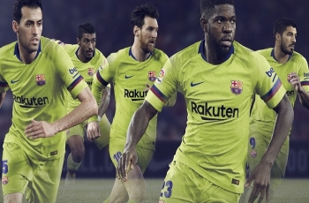 Barcelona Rilis Jersey Tandang Musim Depan, Mengenang Musim 2005