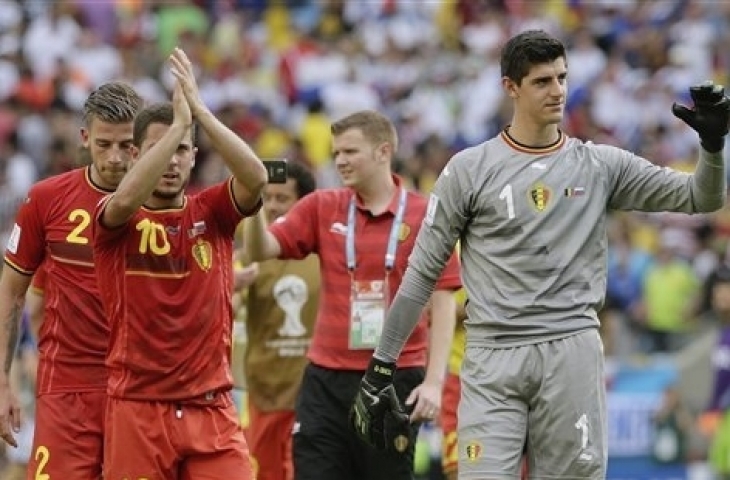 Eden Hazard dan Thibaut Courtois/Twitter