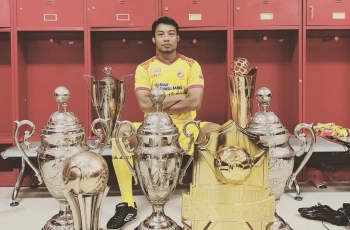 Hamka Hamzah dan Adam Alis Tinggalkan Sriwijaya FC