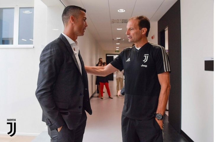 Cristiano Ronaldo dan Massimiliano Allegri. (sumber: Juventus.com).