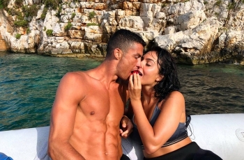 Hindari Paparazi, Cristiano Ronaldo Bayar Staf Hotel Rp 340 Juta