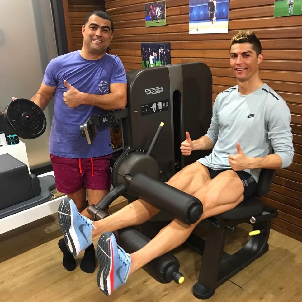 Ronaldo latihan memperkuat otot pahanya/Instagram