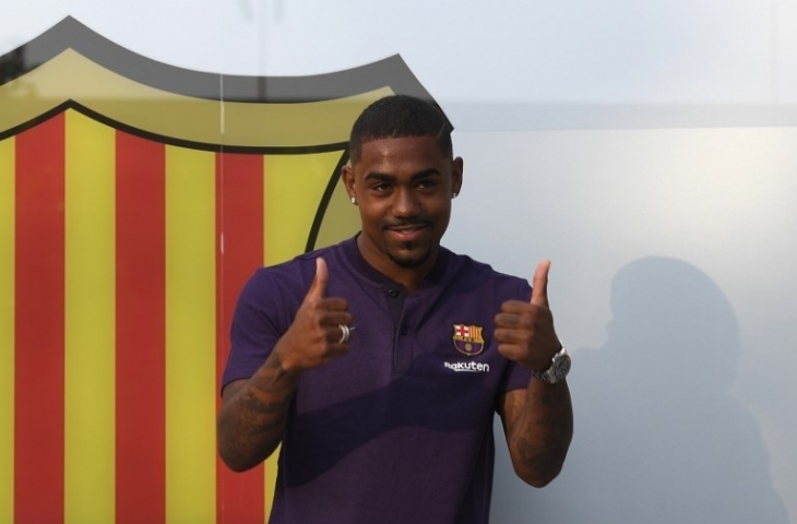 Malcom saat tiba di Camp Nou, Barcelona (24/7) [Lluis Gene/AFP]