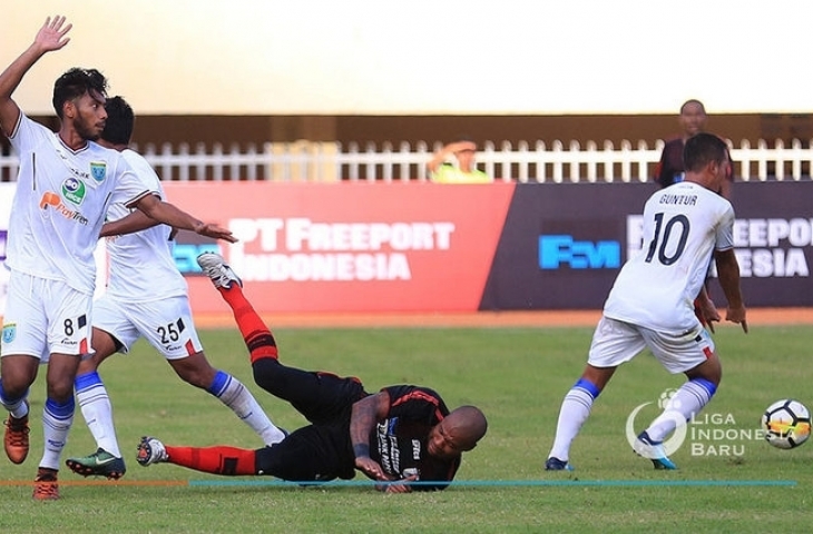 Persela vs Persipura. (Sumber: Liga-Indonesia.id).