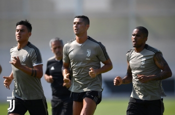 Deretan Foto Latihan Perdana Ronaldo di Juventus, Intip Yuk!