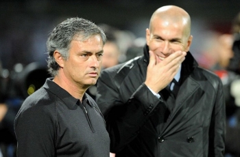 Zinedine Zidane Gantikan Jose Mourinho di Manchester United?