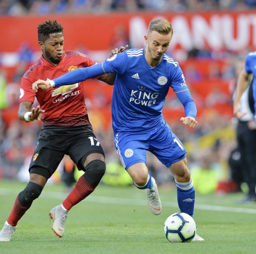 Pemain Manchester United Fred saat menjalani debut melawan Leicester City (twitter/fred08oficial)