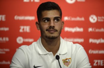 Tinggalkan AC Milan, Andre Silva Mengamuk di Sevilla