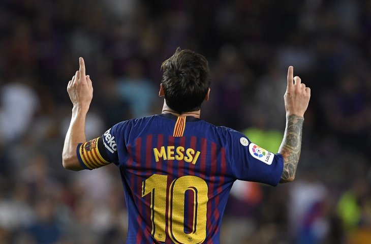 Pemain Barcelona Lionel Messi saat merayakan gol ke gawang Alaves di Liga Spanyol (AFP)