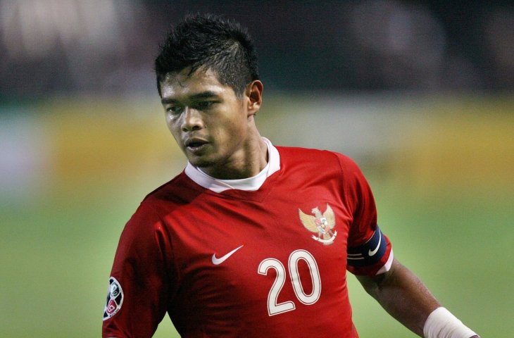 Pemain timnas Indonesia Bambang Pamungkas saat melawan Bahrain pada Piala Asia 2007 di Stadion Utama Gelora Bung Karno, Senayan, Jakarta (AFP)