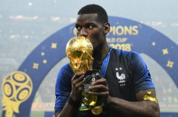 Paul Pogba Merasa Tak Pantas Menangi Ballon d'Or Tahun Ini