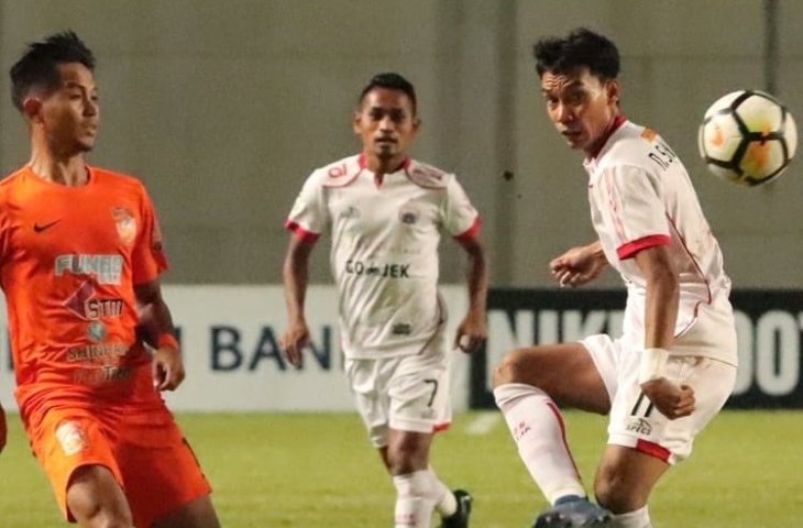 Pemain Persija Jakarta, Novri Setiawan saat melawan Borneo FC (Dok. Persija)