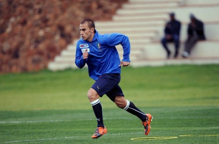 Fabio Cannavaro saat jalani latihan bersama Timnas Italia pada tahun 2009 (Vincenzo Pinto/AFP)