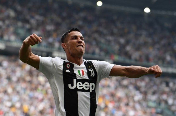 Cristiano Ronaldo merayakan gol pertamanya di Serie A saat melawan Sassuolo pada 16 September 2018 (Miguel Medina/AFP)