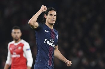 Edinson Cavani Waspadai Kebangkitan Manchester United