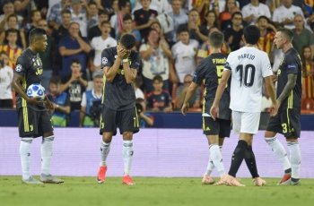 Dikartu Merah, Pelatih Valencia Bela Cristiano Ronaldo