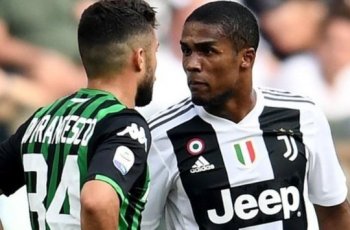 VIDEO - Air Ludah Douglas Costa Digunakan untuk Cukur Rambut