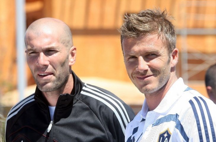 Zinedine Zidane (kiri) dan David Beckham (kanan) dalam acara  American soccer nation pada 11 Juli 2009(Valerie Macon/AFP)