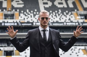 VIDEO, Loris Karius Blunder Lagi, Kali Ini di Liga Eropa