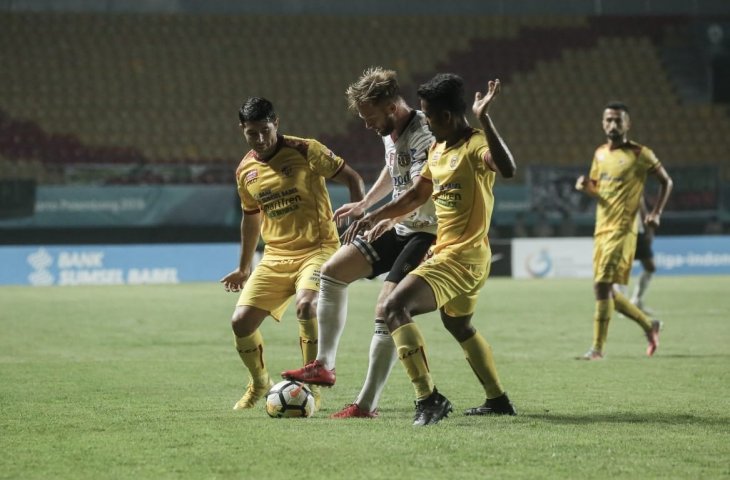 Sriwijaya FC vs Bali United (twitter.com/baliutd)