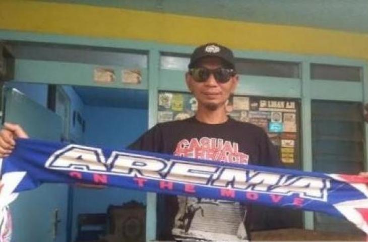 Dirigen Aremania Yuli Sumpil disanksi PSSI larangan nonton pertandingan sepak bola seumur hidup di stadion seluruh Indonesia. (suara.com)