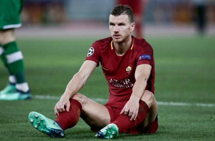 Penyerang AS Roma, Edin Dzeko (Isabella Bonotto/AFP)