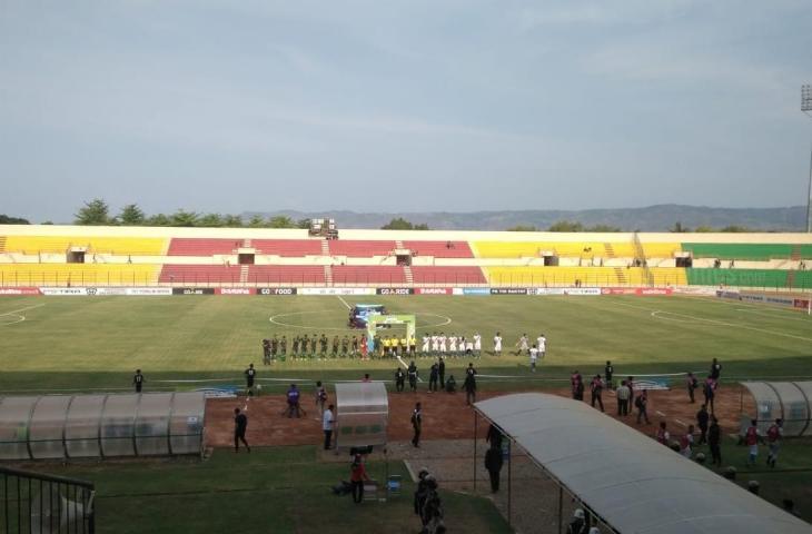 PS Tira vs PSIS Semarang (ARDIANSA NATA)