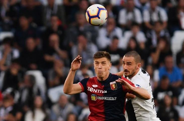 Krzysztof Piatek vs Juventus. (Matrco Bertorello/AFP).