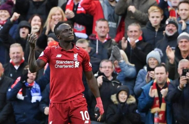 Sadio Mane merayakan gol keduanya ke gawang Cardiff City pada 27 Oktober 2018 (Paul Ellis/AFP)