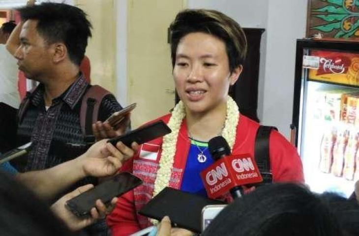 Liliyana Natsir saat di Bandara Soekarno-Hatta, Tangerang, Selasa (29/8/2017), sepulang dari Kejuaraan Dunia. [Suara.com/Adie Prasetyo Nugraha]