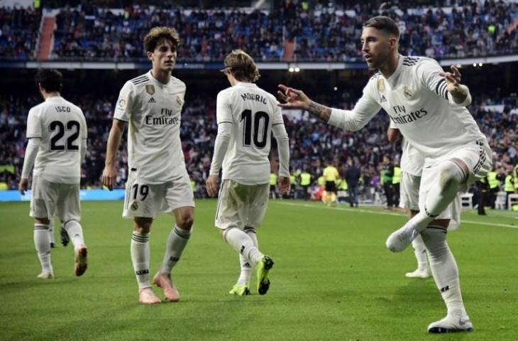 Selebrasi Sergio Ramos saat mencetak gol ke gawang Real Valladolid pada 3 November 2018 (Javier Soriano/AFP)