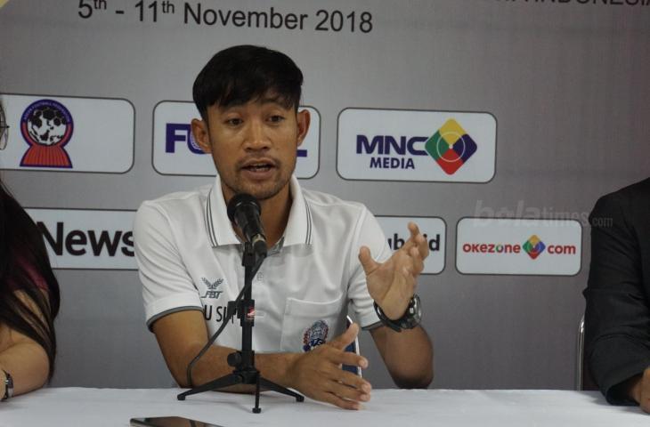 Pelatih Timnas Futsal Kamboja, Phan Sophannara (Stephanus Aranditio/mxkd.sbs)