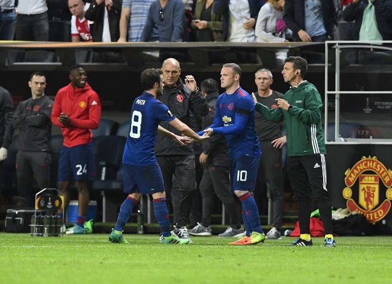 Wayne Rooney saat menggantikan Juan Mata di final Liga Europa melawan Ajax Amsterdam pada 21 Mei 2017 (Jonathan Nackstrand/AFP)