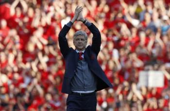 Arsene Wenger Pamer Six Pack di Usia 70 Tahun, Netizen: Luar Biasa!