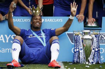 Legenda Chelsea Didier Drogba Resmi Gantung Sepatu