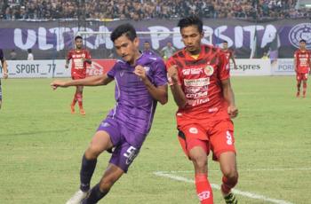 Semen Padang Menang 2-1 atas Persita di Babak Pertama