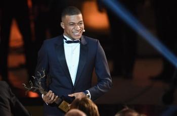 Gagal Raih Ballon d'Or 2018, Kylian Mbappe Jadi Pemain Pertama Sabet Koppa Trophy