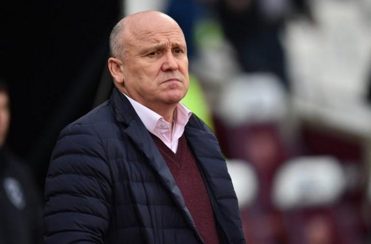 Mantan Pelatih Hull City, Mike Phelan (Glyn Kirk/AFP)