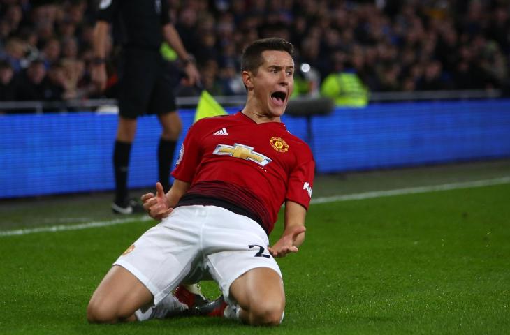 Pemain Manchester United, Ander Herrera merayakan gol ke gawang Cardiff City di Cardiff City Stadium, Sabtu (22/12/2018) (AFP)