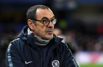 Keren! Dihadang dan Dimarahi Fans Chelsea, Begini Reaksi Maurizio Sarri