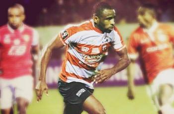 Greg Nwokolo Sindir Suporter Madura United Gara-gara Ini