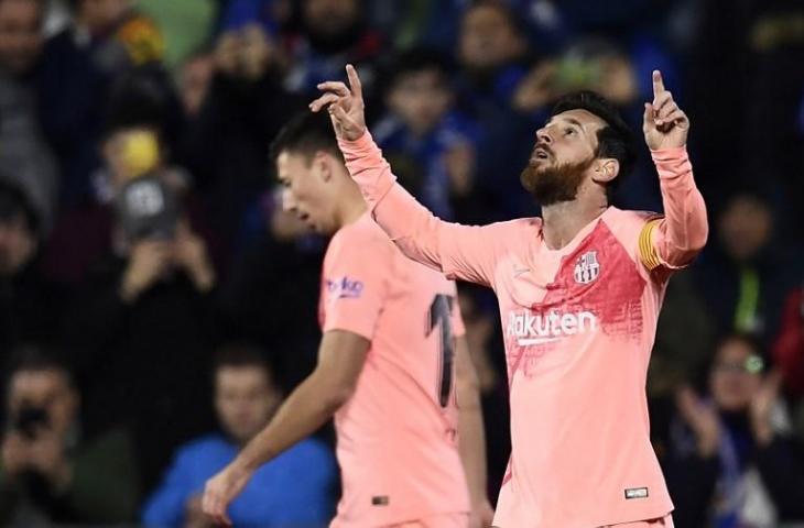 Lionel Messi membuka gol untuk Barcelona saat bertamu ke markas Getafe dalam lanjutan laga pekan ke-18 La Liga, Senin (7/1/2019) dini hari tadi. [OSCAR DEL POZO / AFP]