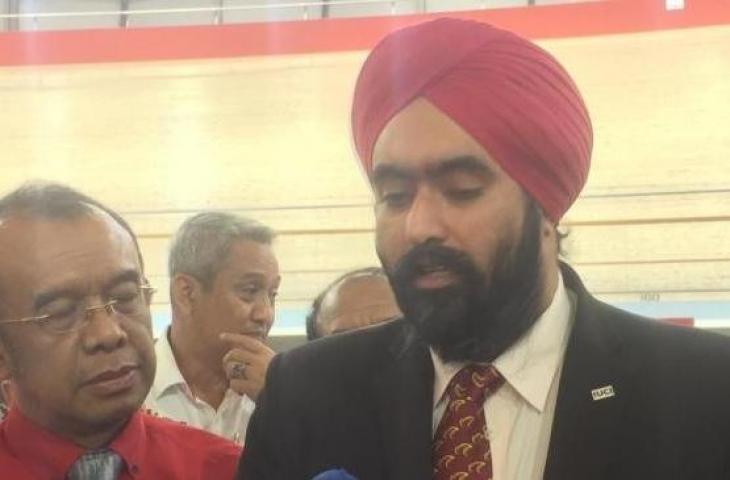 Anggota Persatuan Balap Sepeda Internasional (UCI), Amarjit Singh Gill di Jakarta Internasional Velodrome (JIV), Rawamangun, Jakarta Timur, Selasa (8/1/2019). (Suara.com/ Arief Apriadi)